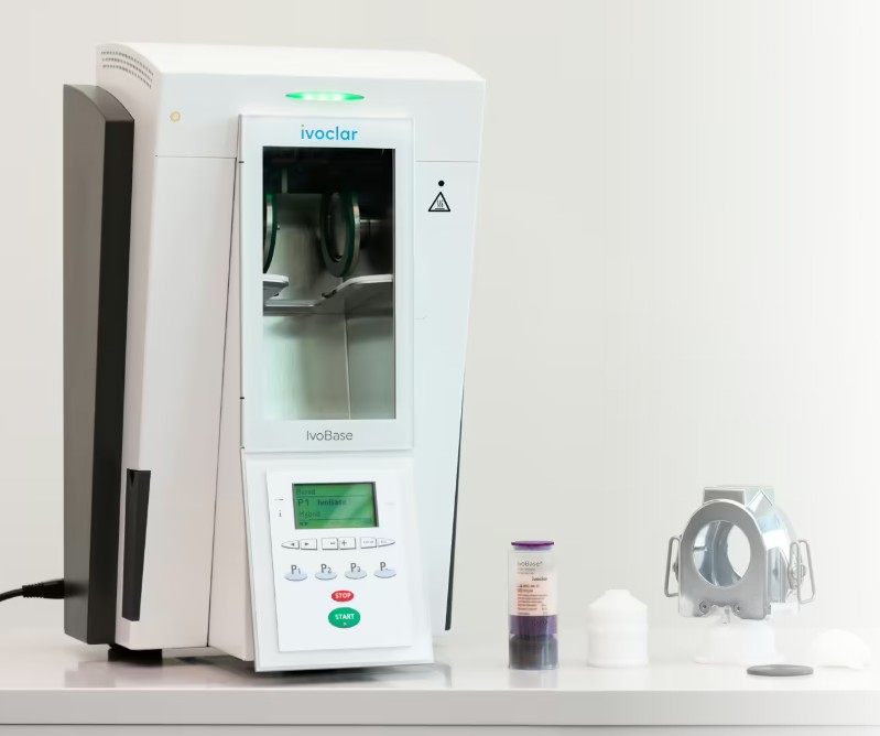 Ivoclar Ivobase denture machine